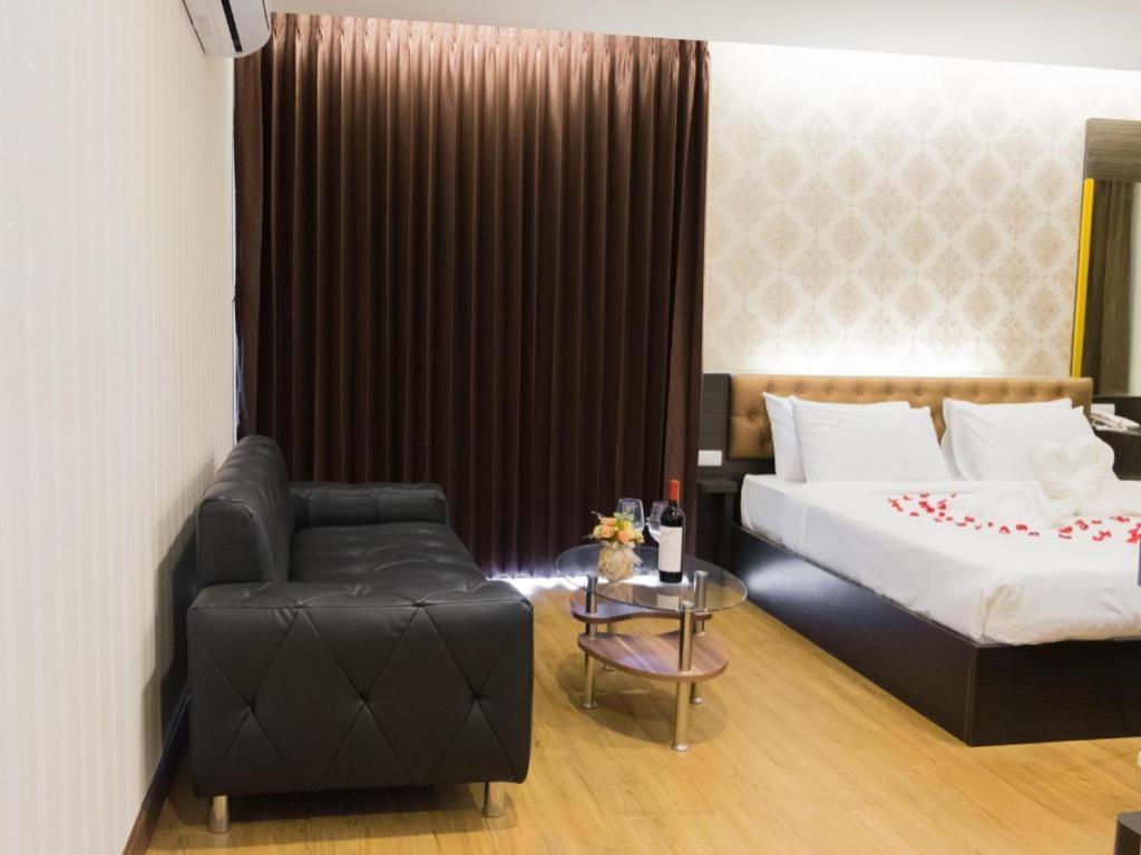 The Y Boutique Hotel Chiang Mai Buitenkant foto