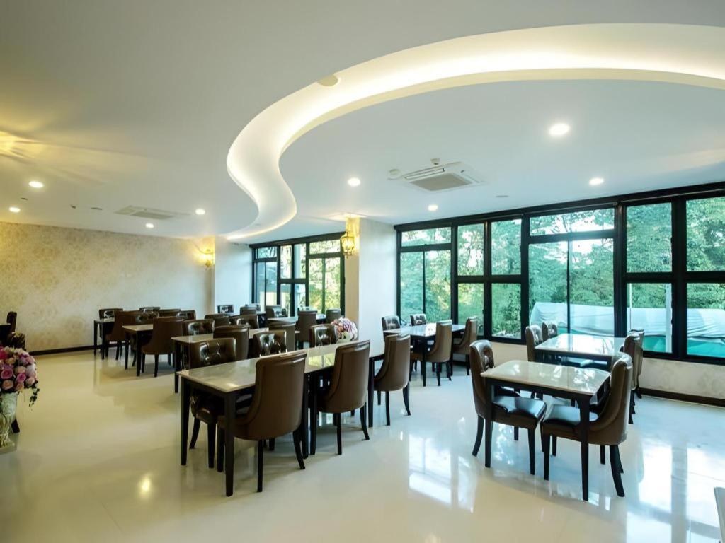 The Y Boutique Hotel Chiang Mai Buitenkant foto